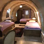 Relic House Отель 2*