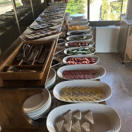 Hotel Relic House 2*