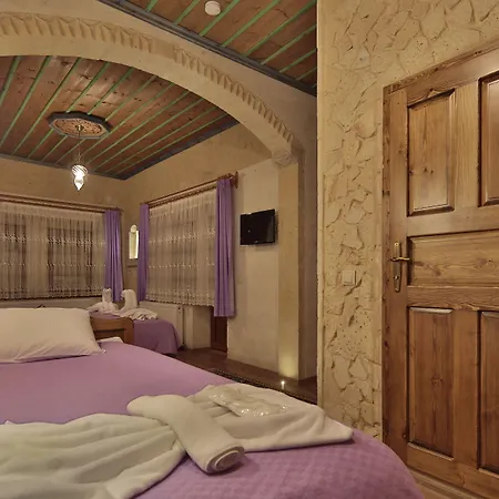 Ξενοδοχείο Relic House 2*