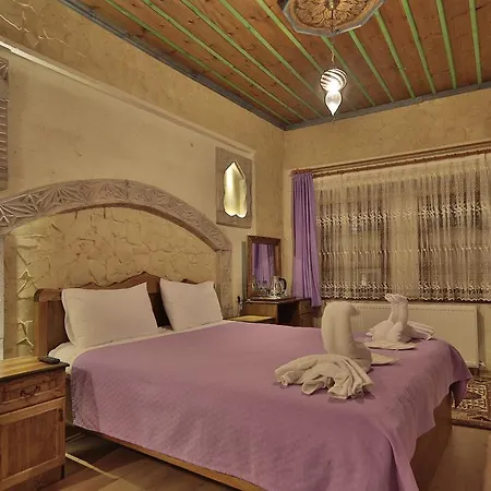 Relic House فندق