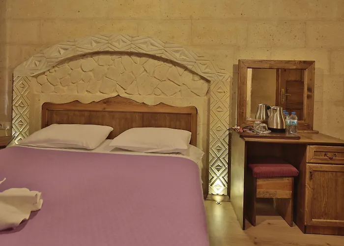 Отель Relic House 2*