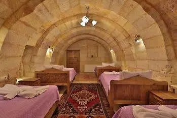 Отель Relic House 2*