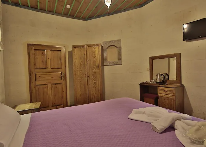 Отель Relic House 2*